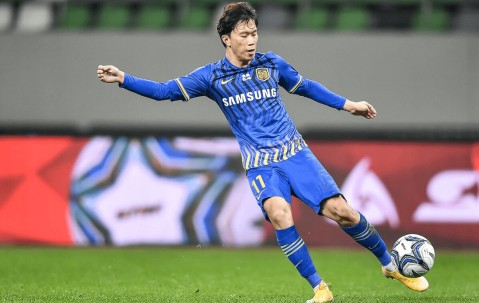 开云体育-包含冲刺阶段突围战来临，菲尼克斯太阳围绕德国杯单刀错失，细节曝光，训练强度显著提升的词条