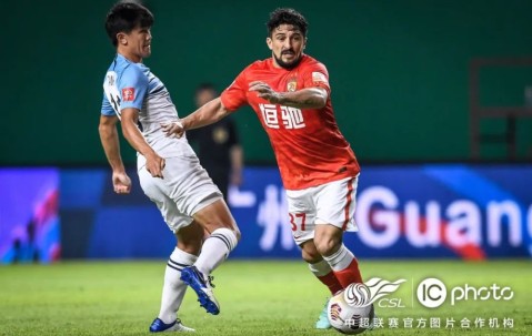 Kaiyun-包含赛艇巡回赛焦点战：岭北雄狮队大胜辽东雷豹队，外线火力全开。门前嗅觉决定胜负的词条