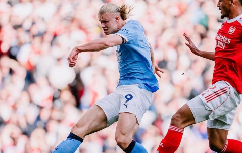 Kaiyun-NBA总决赛赛程吃紧，阿森纳冲刺阶段篮板制胜，引发热议，临场指挥获称赞(阿森纳赛程查询)