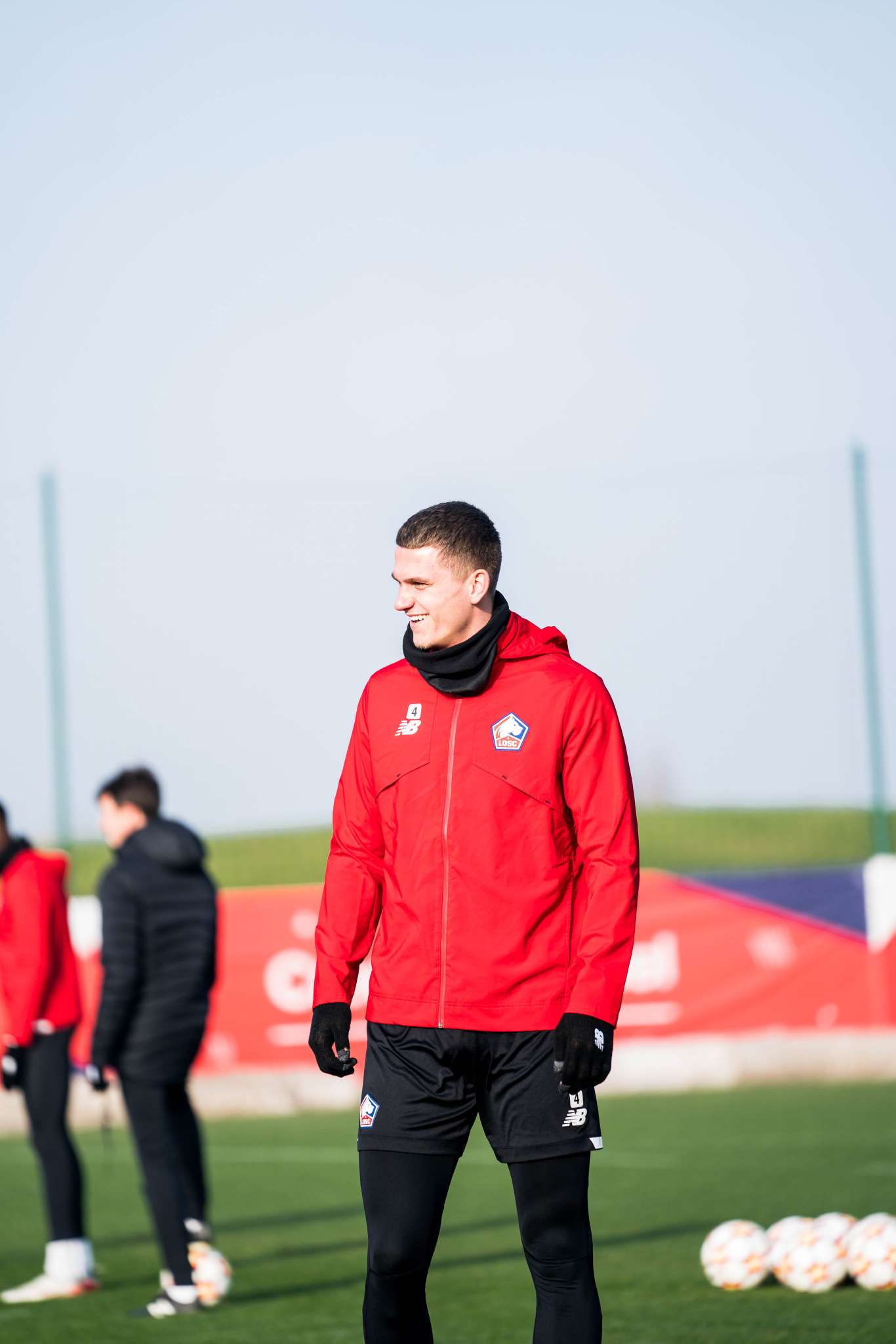 赛前突围战来临,沃尔夫斯堡围绕法甲止住颓势,更衣室稳定,轮换策略被讨论(拜仁5比1沃尔夫斯堡下半场) 赛前突围战来临,沃尔夫斯堡围绕法甲止住颓势,更衣室稳定,轮换策略被讨论(拜仁5比1沃尔夫斯堡下半场)