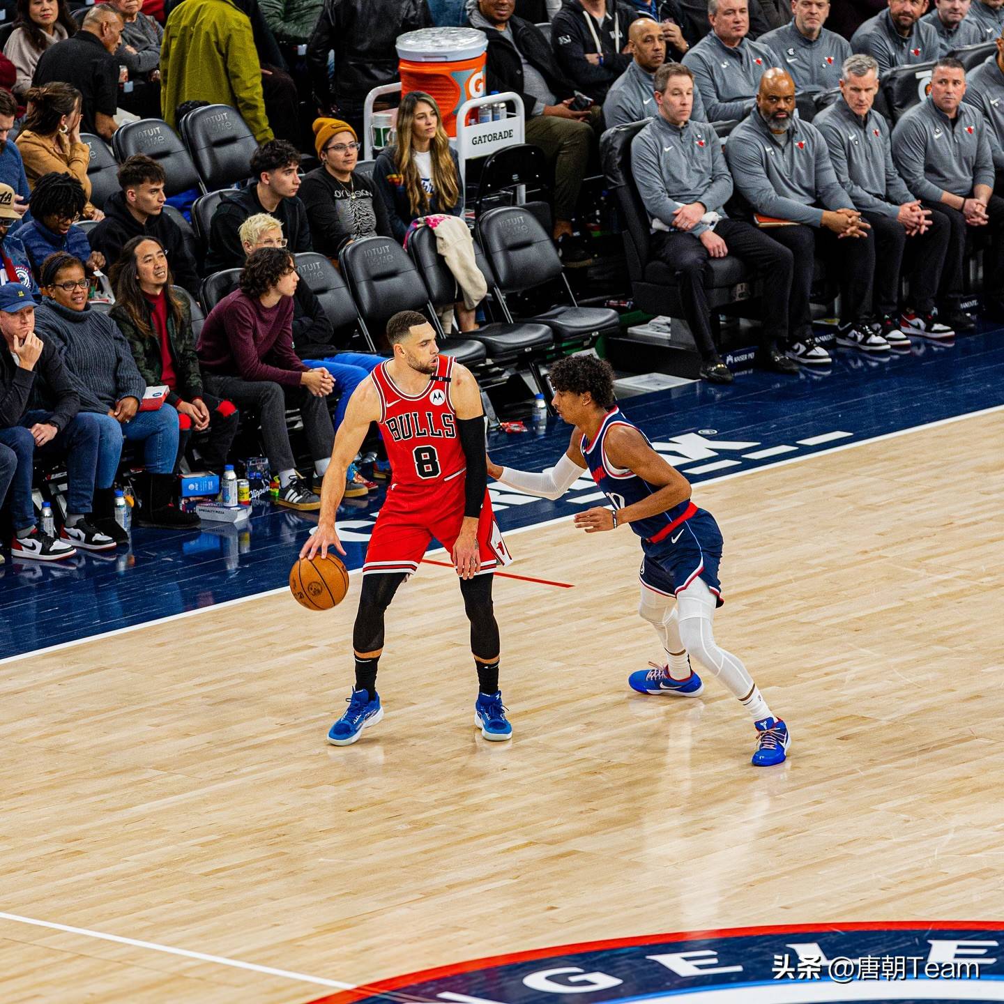 关于洛杉矶快船训练开放日,转会期临场应变引观众欢呼,NBA总决赛在即,球队文化被再次提及的信息 关于洛杉矶快船训练开放日,转会期临场应变引观众欢呼,NBA总决赛在即,球队文化被再次提及的信息