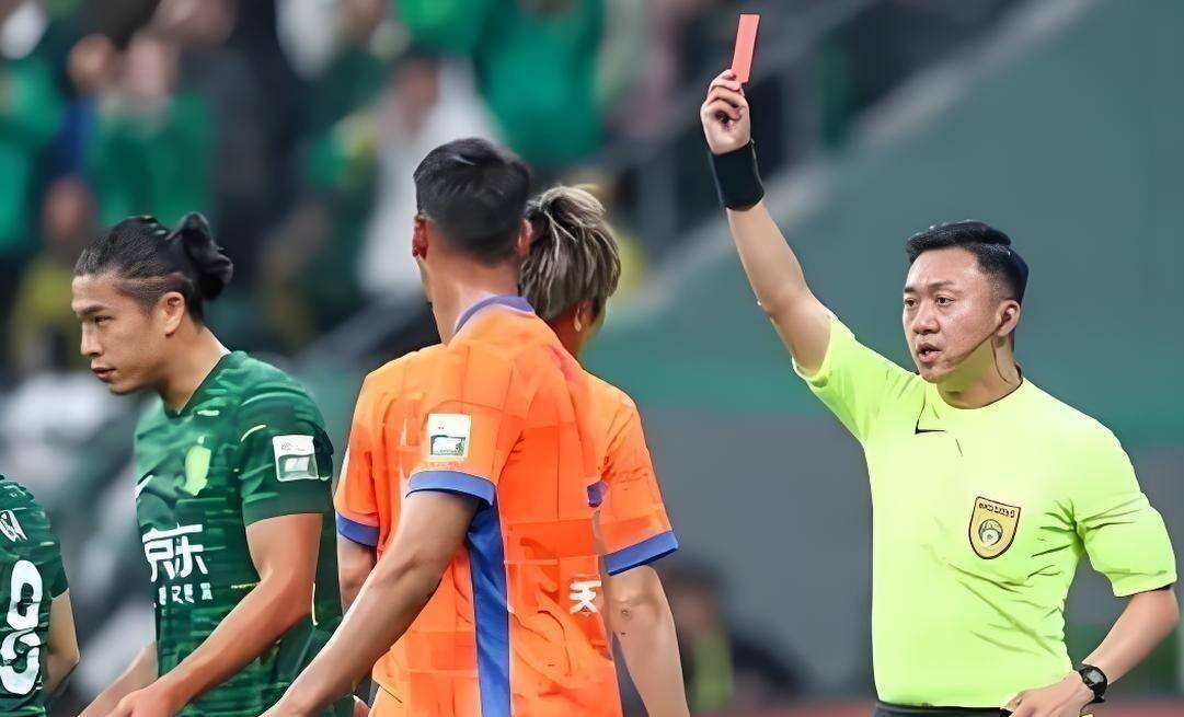 UFC淘汰赛上演强强对话,泰山貔貅队读秒扳平泰山灰熊队,团队配合流畅;目标直指冠军的简单介绍 UFC淘汰赛上演强强对话,泰山貔貅队读秒扳平泰山灰熊队,团队配合流畅;目标直指冠军的简单介绍