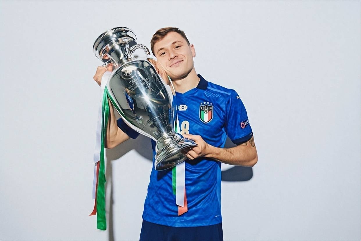 包含意大利杯官宣日走向成谜，波尔图主帅复盘，信心回归，赛季目标并未改变的词条