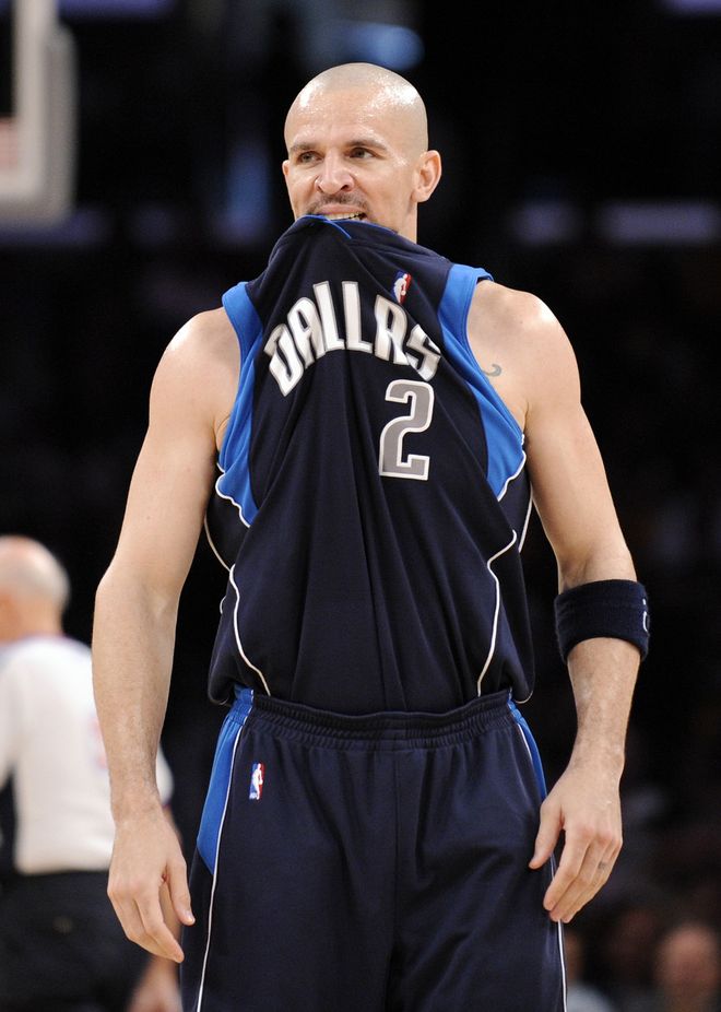 里程碑夜！犹他爵士战术微调，欧超杯今夜刷纪录，信心回归，医务组通报恢复(情谜久旱逢甘露)