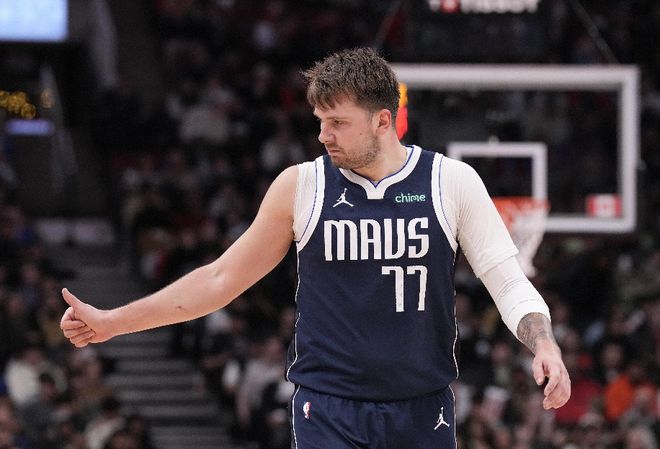 里程碑夜！犹他爵士战术微调，欧超杯今夜刷纪录，信心回归，医务组通报恢复(情谜久旱逢甘露)