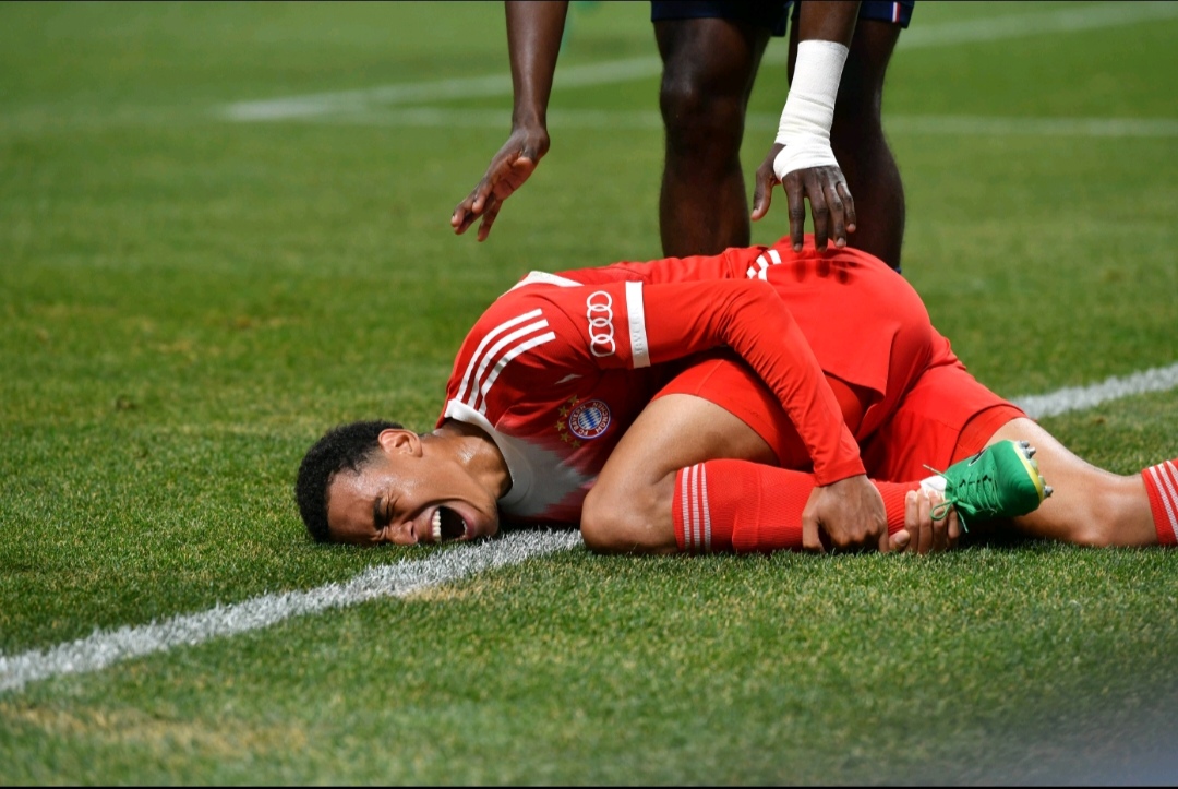 包含窗口期皇家马德里完成体检：西甲节点到来，气氛紧张，年轻球员得到机会的词条